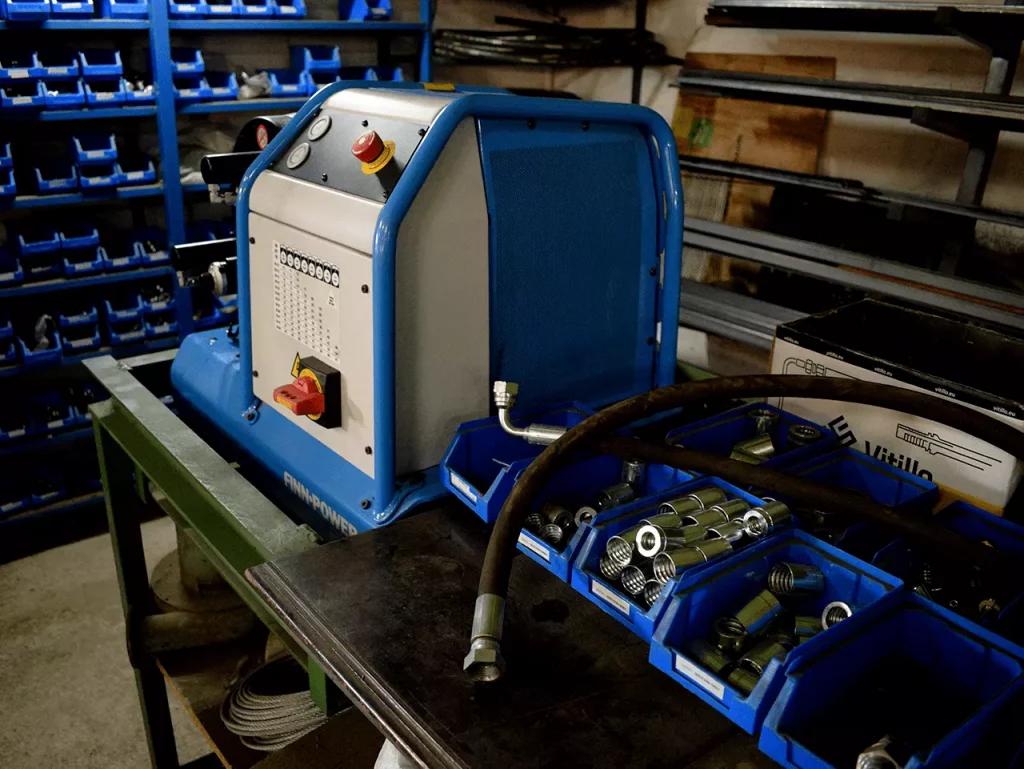 ejemplos de latiguillos hidraulicos